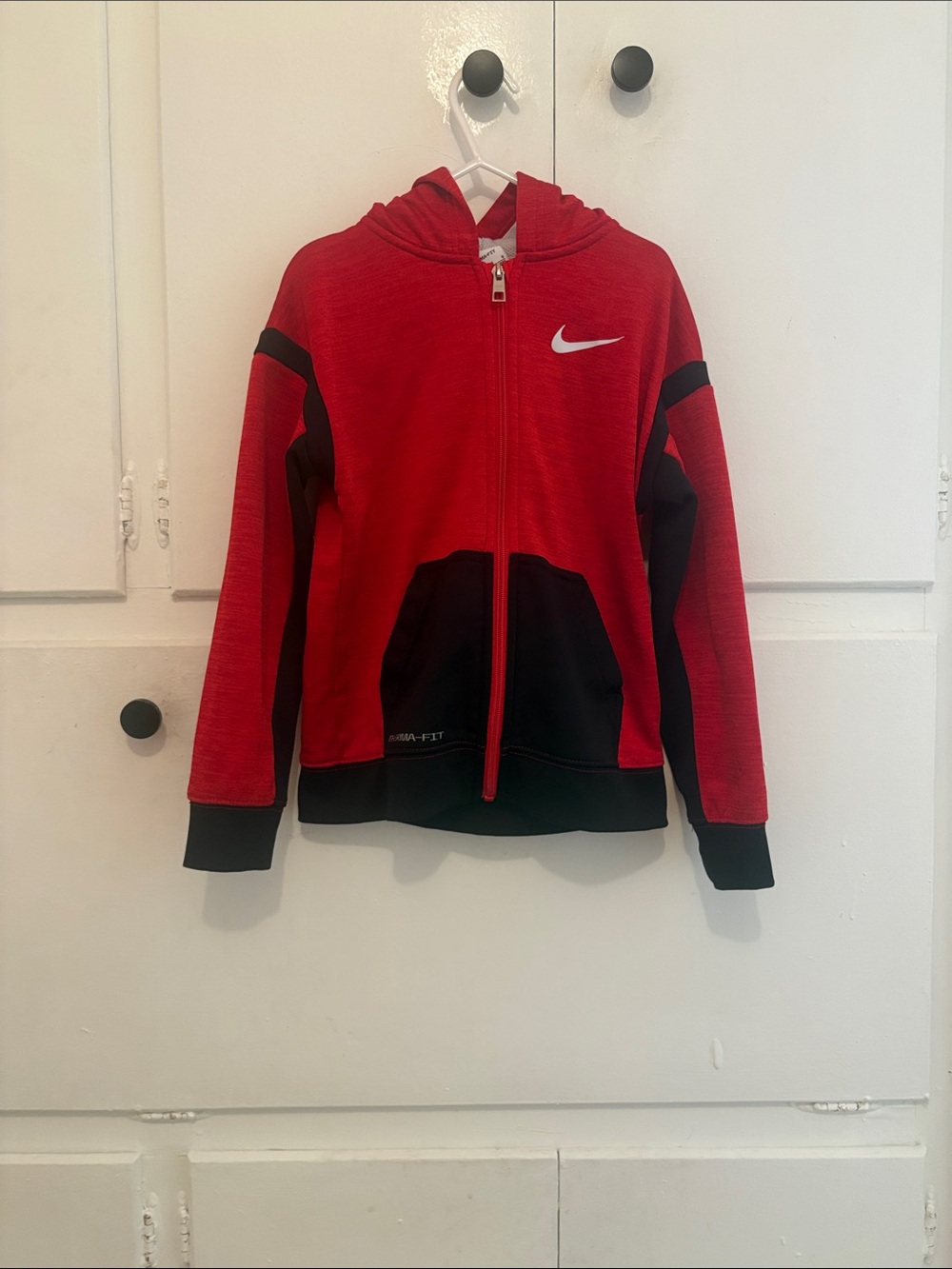 Nike jacket THERMA-FIT Size 6-7 years